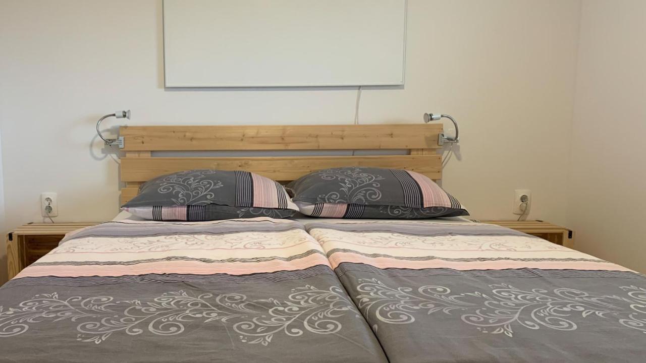 Holiday House Zlacka Gorca Pristava pri Mestinju Luaran gambar